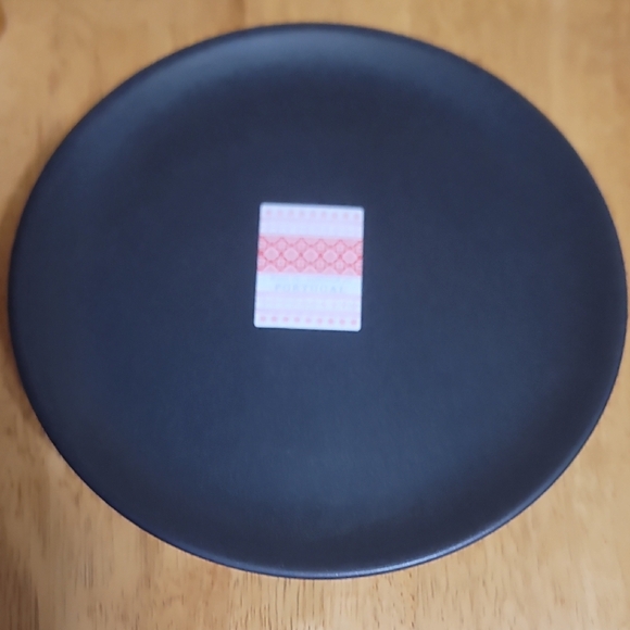 Black Plate/Riser - Picture 1 of 3